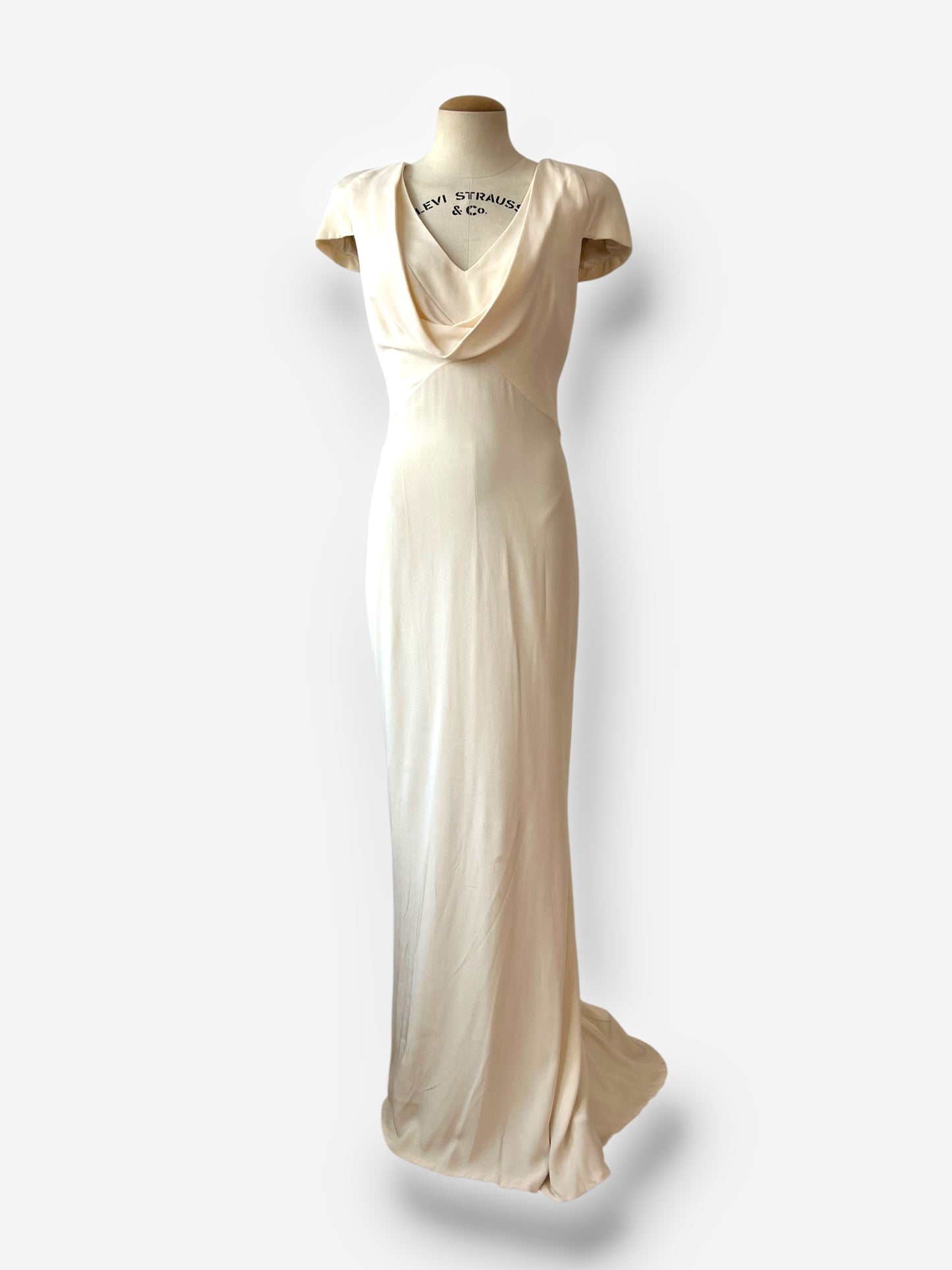 Alexander McQueen 2011 crepe gown, Pippa Middelton’s bridesmaid dress