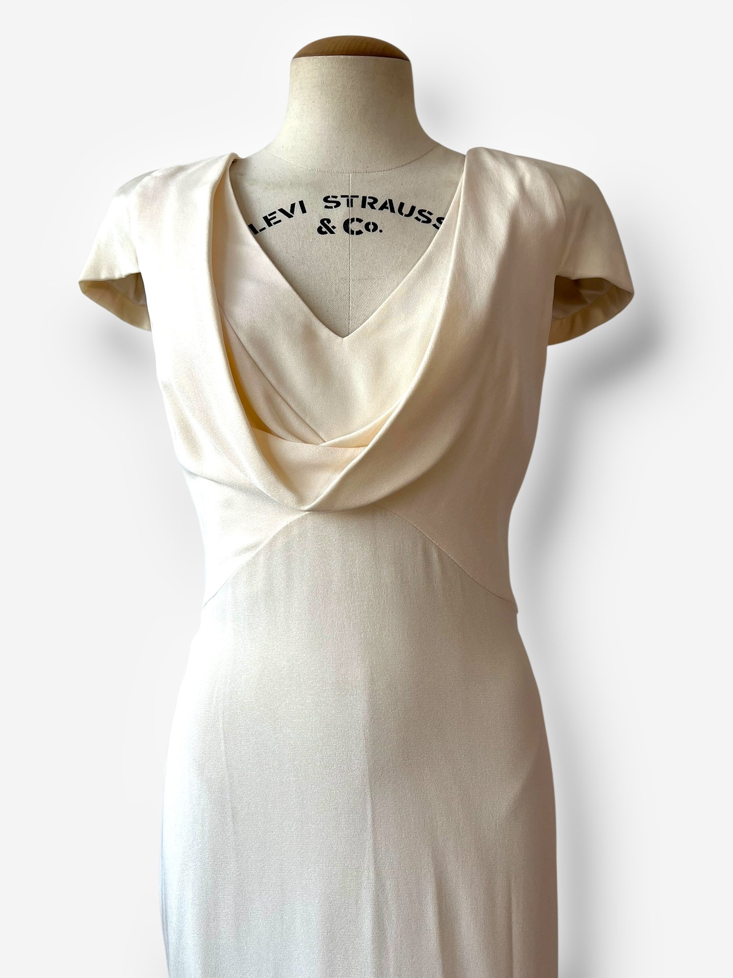 Alexander McQueen 2011 crepe gown, Pippa Middelton’s bridesmaid dress