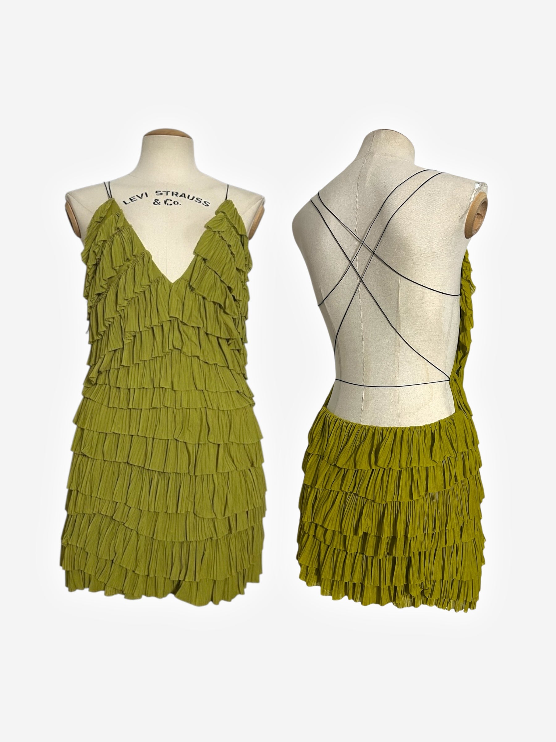 Gucci by Tom Ford 2003 ruffle open back dress – Herpium