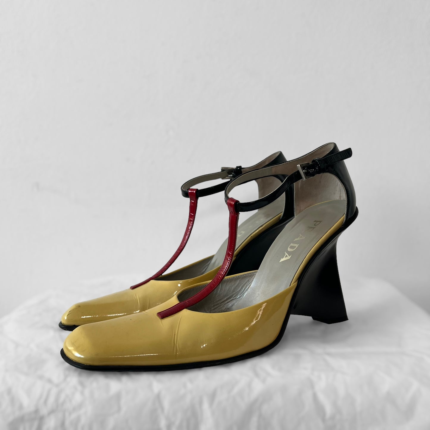 Prada 1998 patent wegded heels (40)