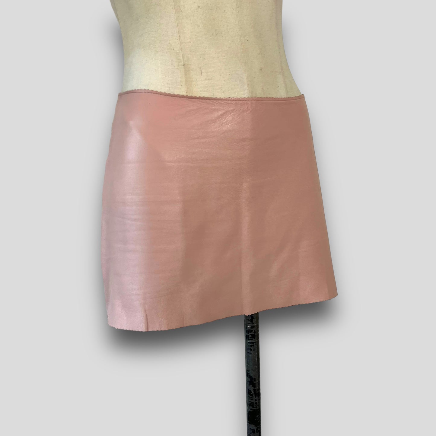 Miu Miu 1995 S/S mini leather skirt