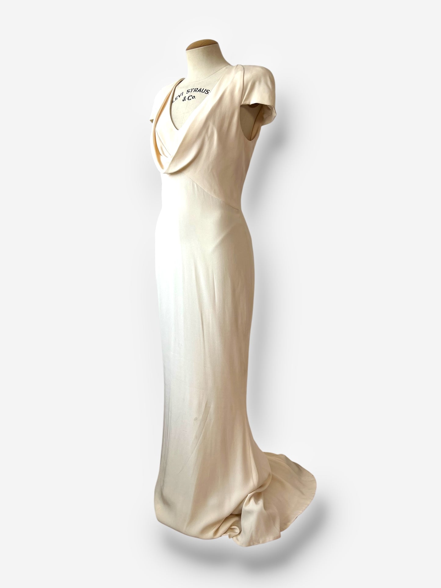 Alexander McQueen 2011 crepe gown, Pippa Middelton’s bridesmaid dress
