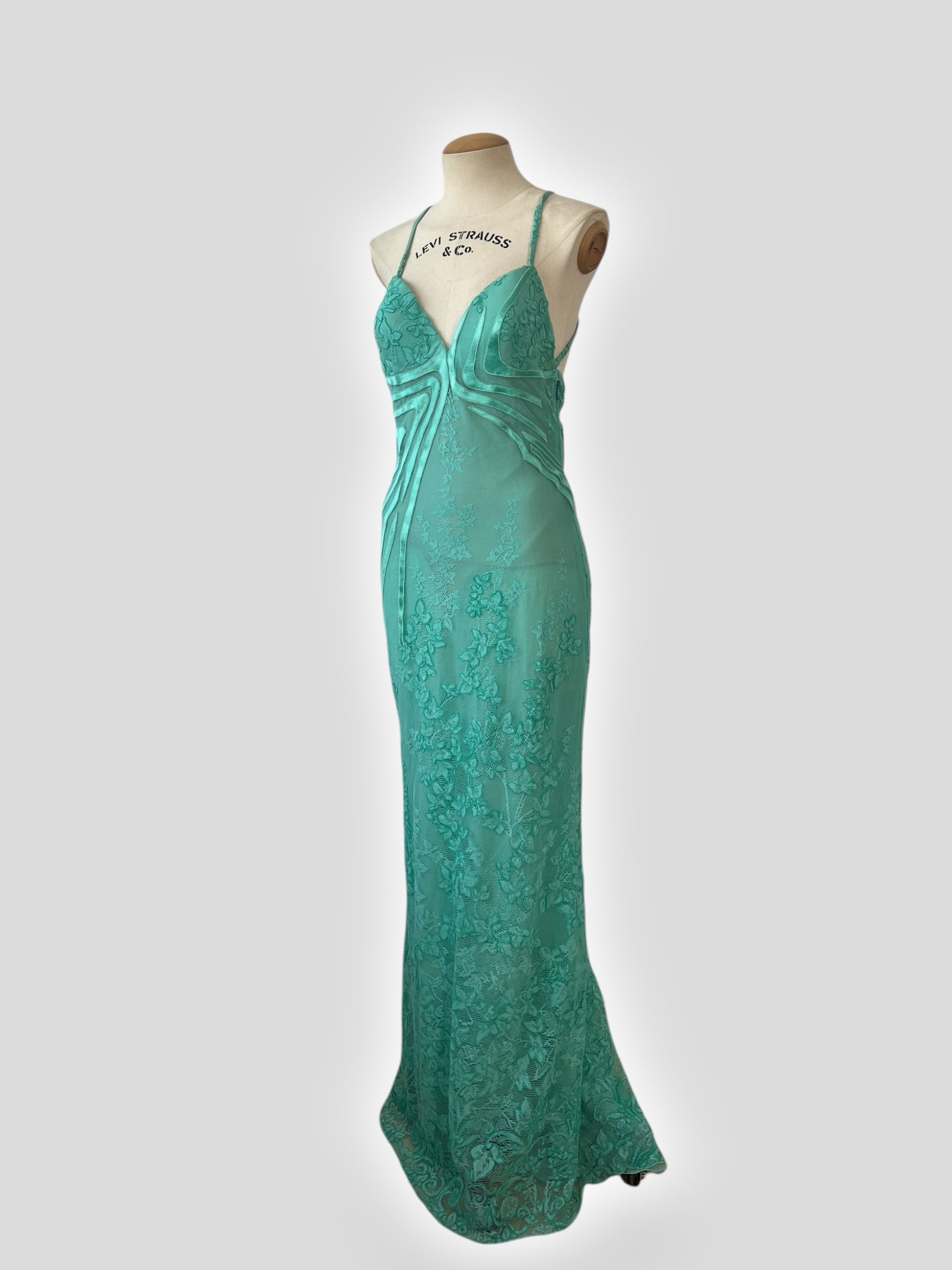 Versace Spring/Summer 2000 Seafoam Lace Gown – Herpium